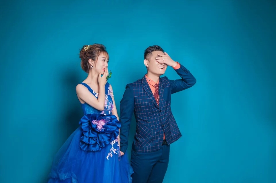 婚纱照新鲜出炉[喜欢]