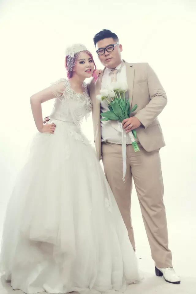 婚纱照全部出来啦，还是很不错哦