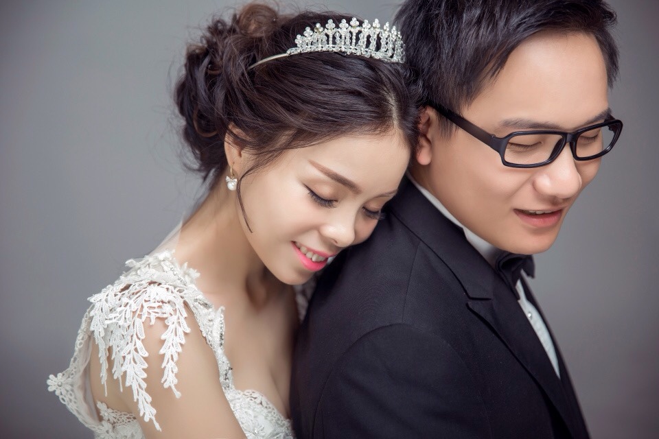 重拍的婚纱照到手