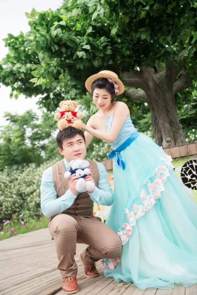 终于拿到婚纱摄影成品，太失望！