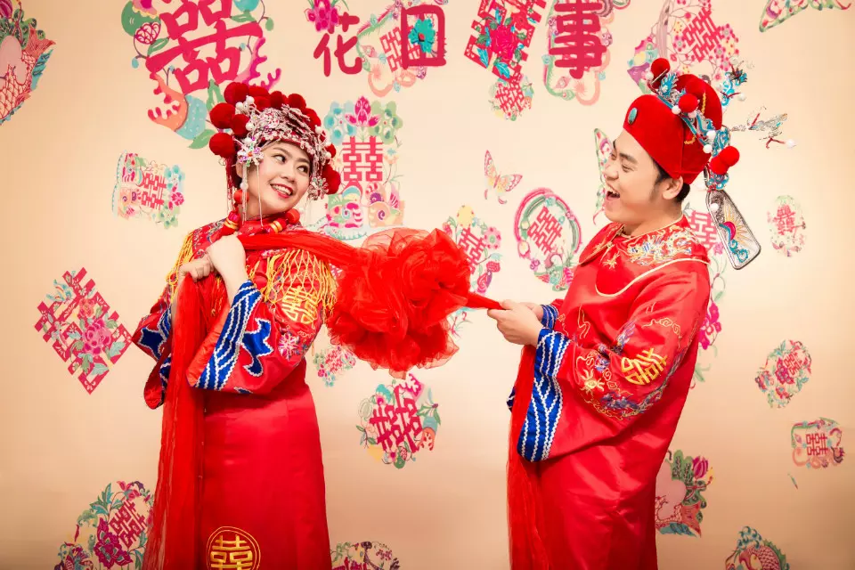 春桃花开秀婚纱照啦！姐妹们点评下